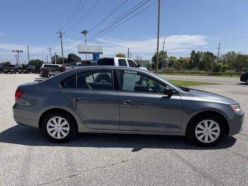 Used 2014 Volkswagen Jetta S FWD image 5