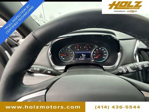 Used 2023 Chevrolet Traverse LT image 11