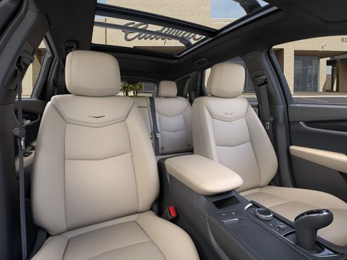 New 2026 Cadillac XT5 Sportv AWD/4WD image 16