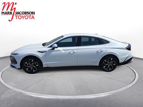 Used 2025 Hyundai Sonata SEL FWD image 8