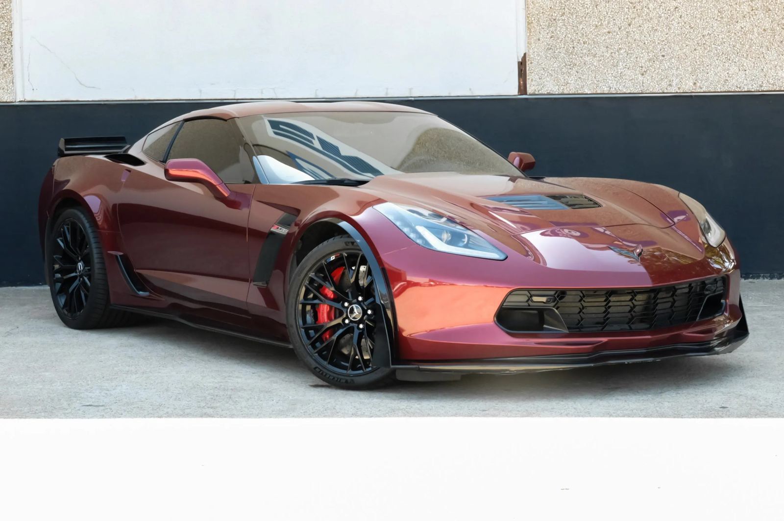 Used 2016 Chevrolet Corvette Z06 w/ 3LZ Preferred Equipment Group RWD image 5