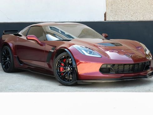 Used 2016 Chevrolet Corvette Z06 w/ 3LZ Preferred Equipment Group RWD image 5