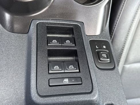 Used 2022 Ford Bronco Everglades AWD/4WD image 27