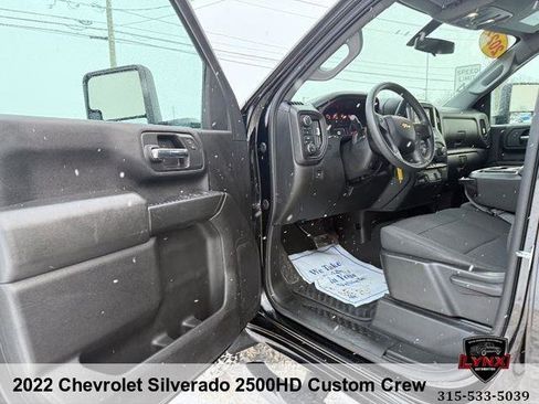 Used 2022 Chevrolet Silverado 2500 Custom w/ Custom Convenience Package image 10