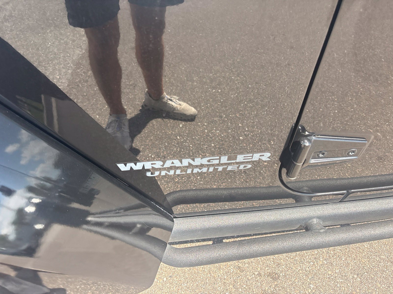 Used 2017 Jeep Wrangler Unlimited Sahara AWD/4WD image 16