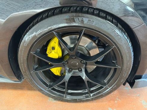 Used 2019 Ford Mustang GT Premium w/ Equipment Group 401A RWD image 8