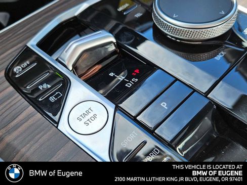 New 2026 BMW X5 xDrive50e w/ M Sport Package image 31