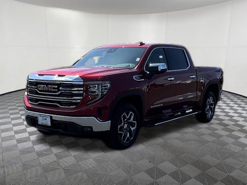 New 2026 GMC Sierra 1500 SLT AWD/4WD image 3