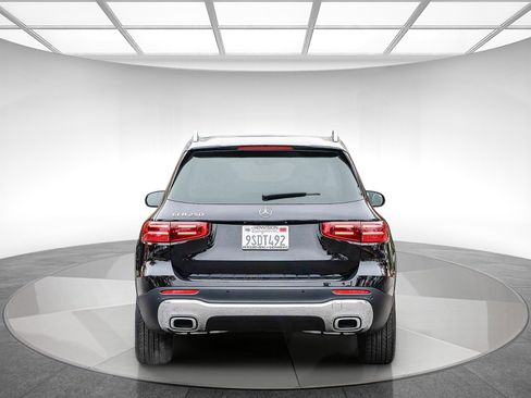 Certified 2025 Mercedes-Benz GLB 250 image 3
