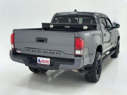 Used 2020 Toyota Tacoma SR w/ SR Convenience Package image 40
