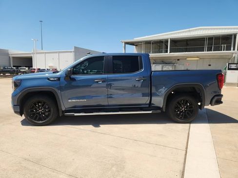 Used 2024 GMC Sierra 1500 Pro w/ Graphite Edition RWD image 4