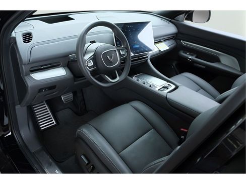 Used 2024 VinFast VF 9 Plus AWD/4WD image 9