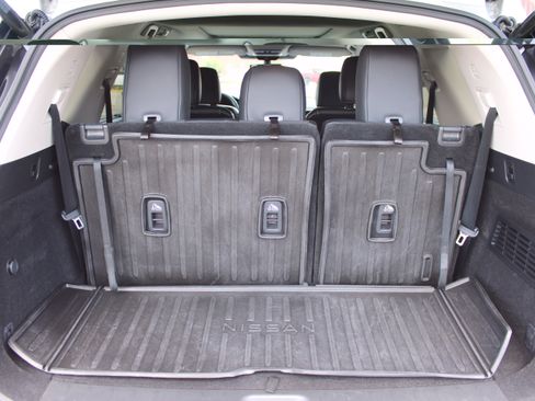 Certified 2023 Nissan Pathfinder Platinum AWD/4WD image 5