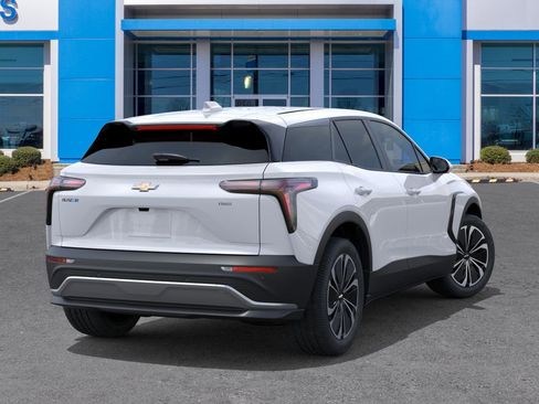 New 2026 Chevrolet Blazer EV LT image 40