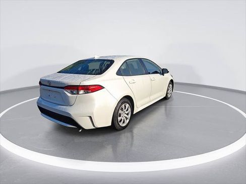 Certified 2020 Toyota Corolla LE FWD image 10