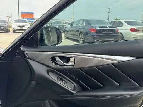 Used 2016 INFINITI Q50 Premium RWD image 23
