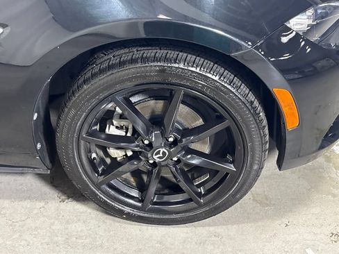 Used 2019 MAZDA MX-5 Miata RF Club RWD image 11