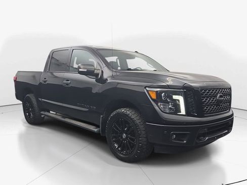 Used 2019 Nissan Titan SL w/ Midnight Edition image 2
