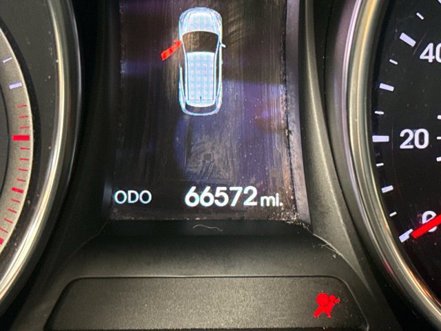 Used 2016 Hyundai Santa Fe Limited w/ Option Group 04 FWD image 22