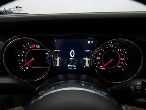 Used 2022 Jeep Wrangler Unlimited Rubicon w/ Trailer Tow Package image 60