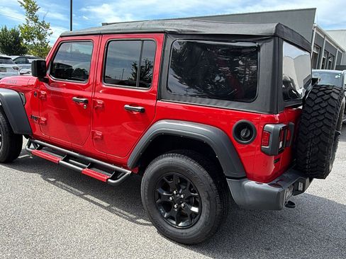Used 2022 Jeep Wrangler Unlimited Sport AWD/4WD image 10
