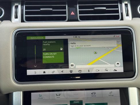 Used 2019 Land Rover Range Rover image 11