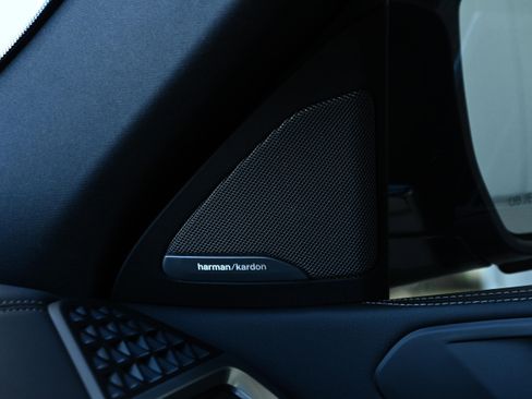 Certified 2025 BMW X6 M60i w/ Executive Package image 24