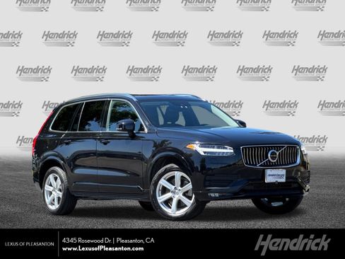 Used 2021 Volvo XC90 T5 Momentum AWD/4WD image 1
