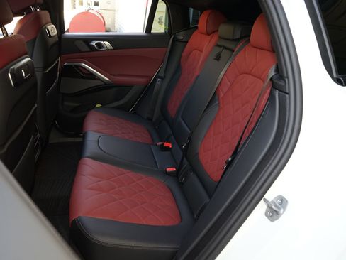 Used 2026 BMW X6 xDrive40i image 23