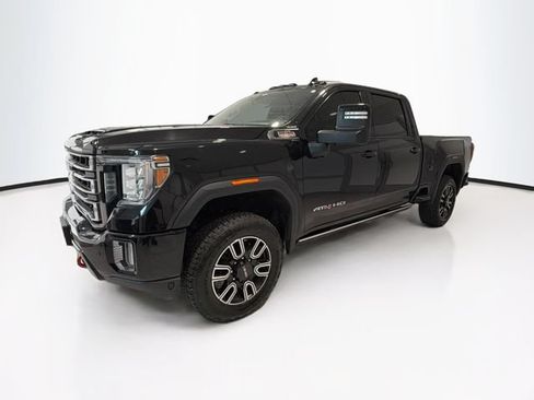 Used 2023 GMC Sierra 3500 AT4 w/ AT4 Premium Plus Package AWD/4WD image 3