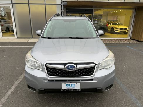 Used 2015 Subaru Forester 2.5i Premium w/ All-Weather Package image 2
