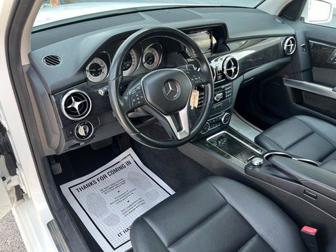 Used 2015 Mercedes-Benz GLK 350 4MATIC image 10
