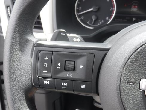 Used 2024 Nissan Rogue SV AWD/4WD image 21