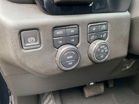 Used 2024 Chevrolet Silverado 2500 ZR2 w/ ZR2 Bison Edition AWD/4WD image 16