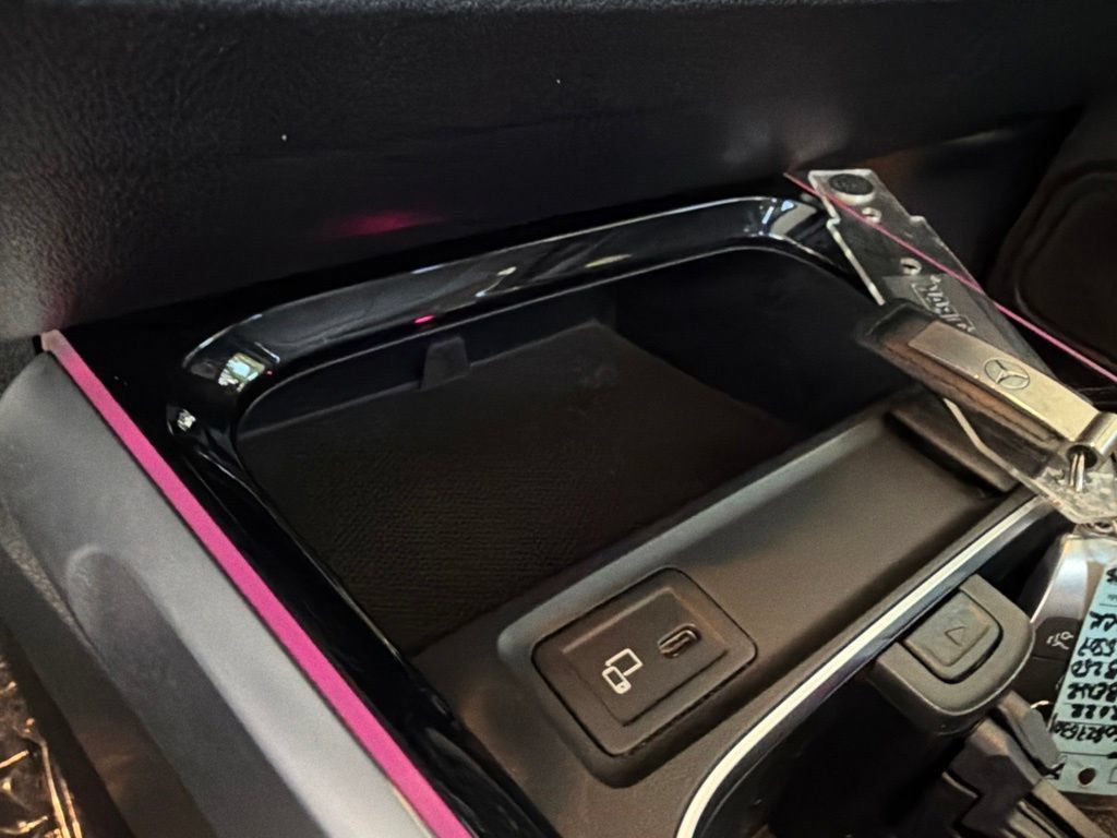 Used 2022 Mercedes-Benz GLB 250 image 51