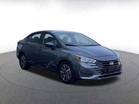 Used 2025 Nissan Versa SV FWD image 2