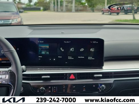 New 2026 Kia Sorento LX FWD image 17