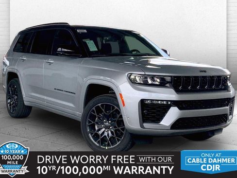 New 2026 Jeep Grand Cherokee L Summit w/ Obsidian Package AWD/4WD image 1