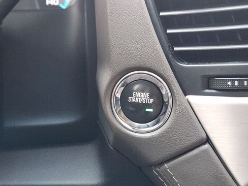 Used 2018 GMC Yukon Denali w/ Open Road Package image 23