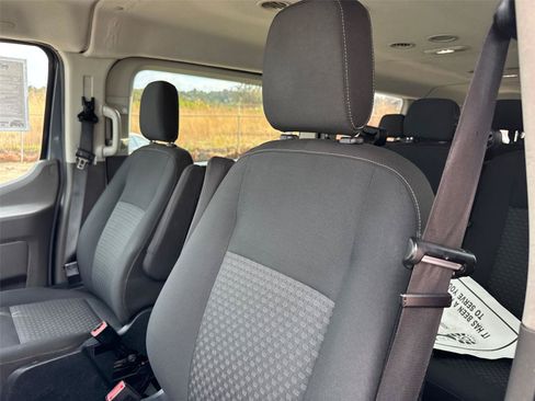 Used 2021 Ford Transit 350 XLT RWD image 27