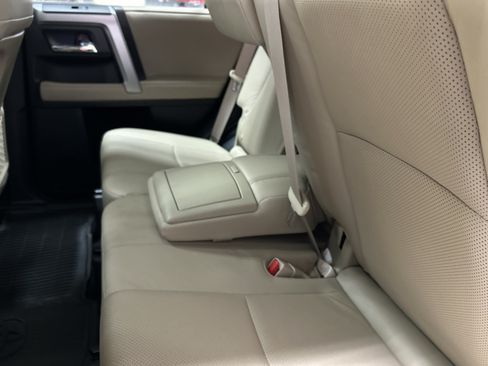 Used 2023 Toyota 4Runner Limited RWD image 7