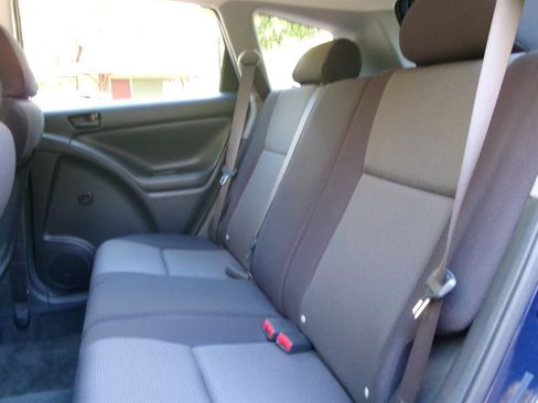 Used 2006 Pontiac Vibe w/ Security Package image 39