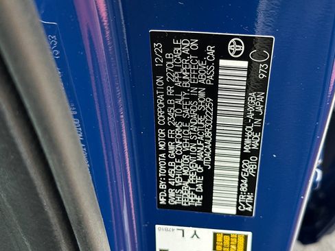 Used 2024 Toyota Prius XLE image 40