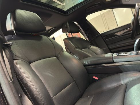 Used 2015 BMW 740Li image 22
