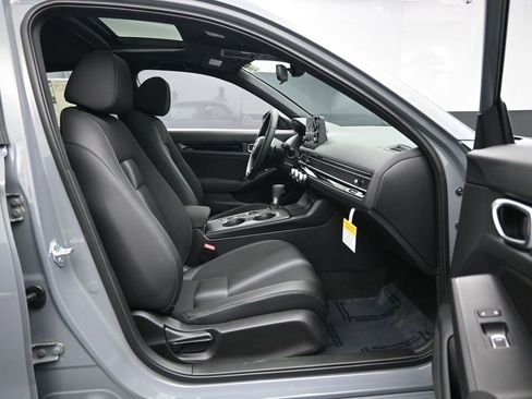 New 2026 Honda Civic Sport image 25