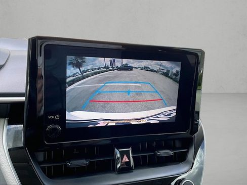 Used 2024 Toyota Corolla LE FWD image 21