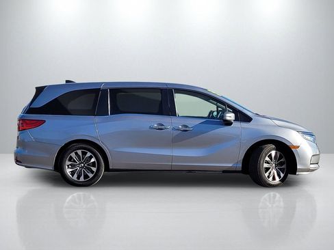 Used 2023 Honda Odyssey EX-L image 3