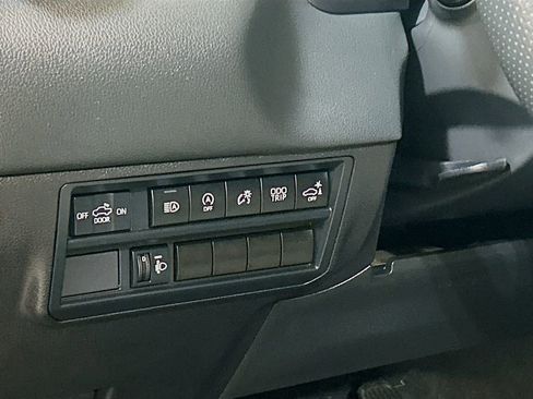 Used 2025 Toyota Tundra Limited image 8