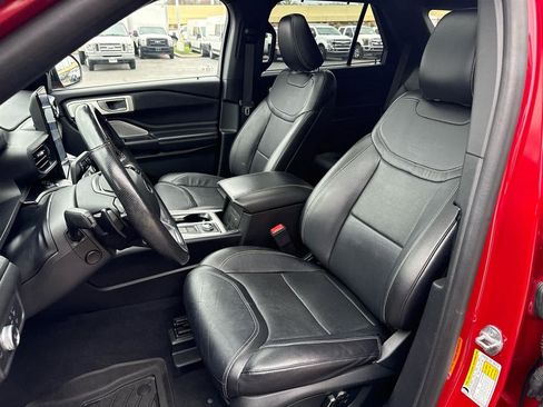 Used 2020 Ford Explorer ST w/ Premium Technology Package image 13