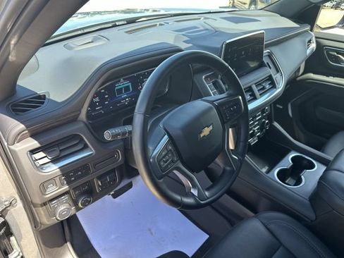 Used 2023 Chevrolet Tahoe LT w/ LT Signature Package AWD/4WD image 13